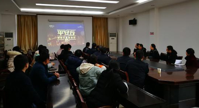 市琅管委組織收看2019全國交通安全日專題節目《平安行》